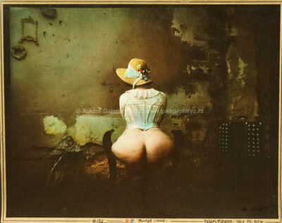 Jan Saudek - Dívka ve slamáčku