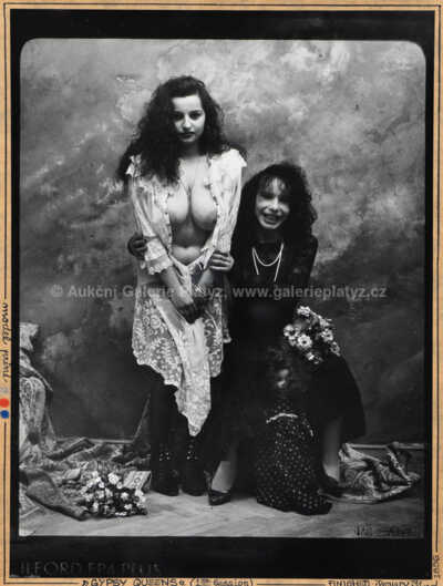 Jan Saudek - Gypsy Queens