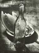  / Zátiší s lahví a melounem / Josef Sudek
