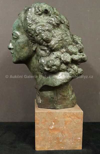  / Hlava ženy / Jaroslav Horejc