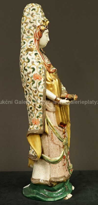  / Dívka /  Porcelán