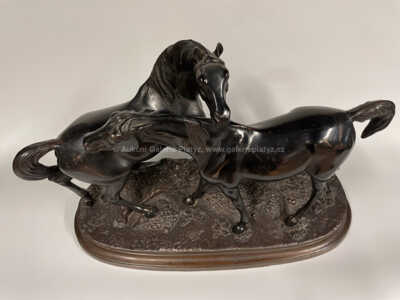  / Objetí  / Pierre-Jules Mene