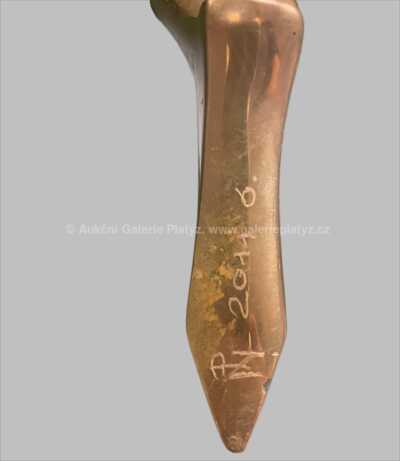  / Sedící / Peter Nižňanský