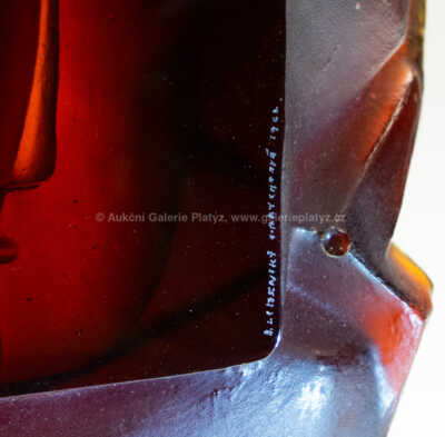  / Polibek / Stanislav Libenský a Jaroslava Brychtová