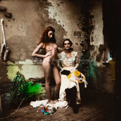 / Mothers and Daughters / Jan Saudek