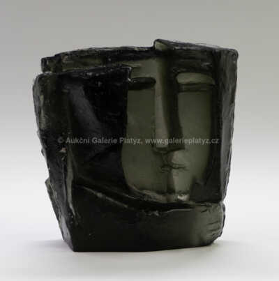  / Polibek / Stanislav Libenský a Jaroslava Brychtová