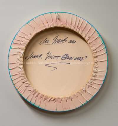  / Inner Violet Glow 0122 / Jan Kaláb