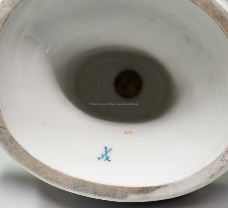  / Vzduch / Míšeňský porcelán