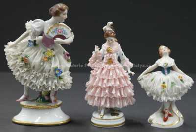 Porcelán - Konvolut tří porcelánových panenek