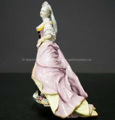  / Dáma v růžovém /  Porcelán