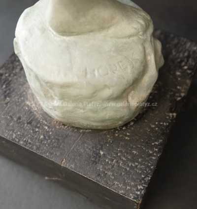  / Stojící akt / Jaroslav Horejc