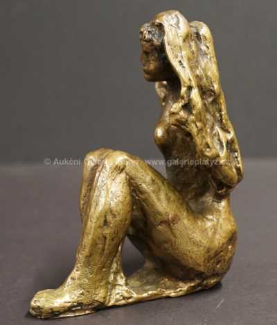  / Sedící dívka / Jan Kavan