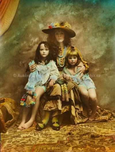  / Lenka´s Children / Jan Saudek